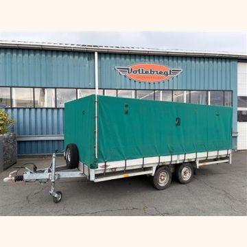 Gebruikte plateauwagen HUIF G1567